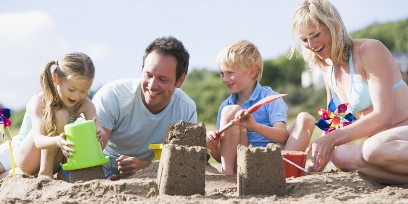 Familie am Strand